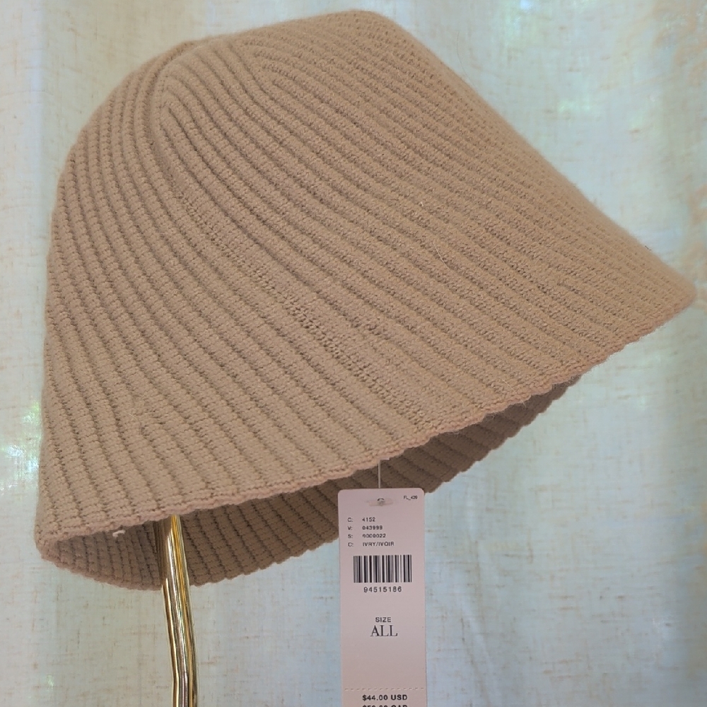 Anthropologie Cream Ribbed Knit Hat